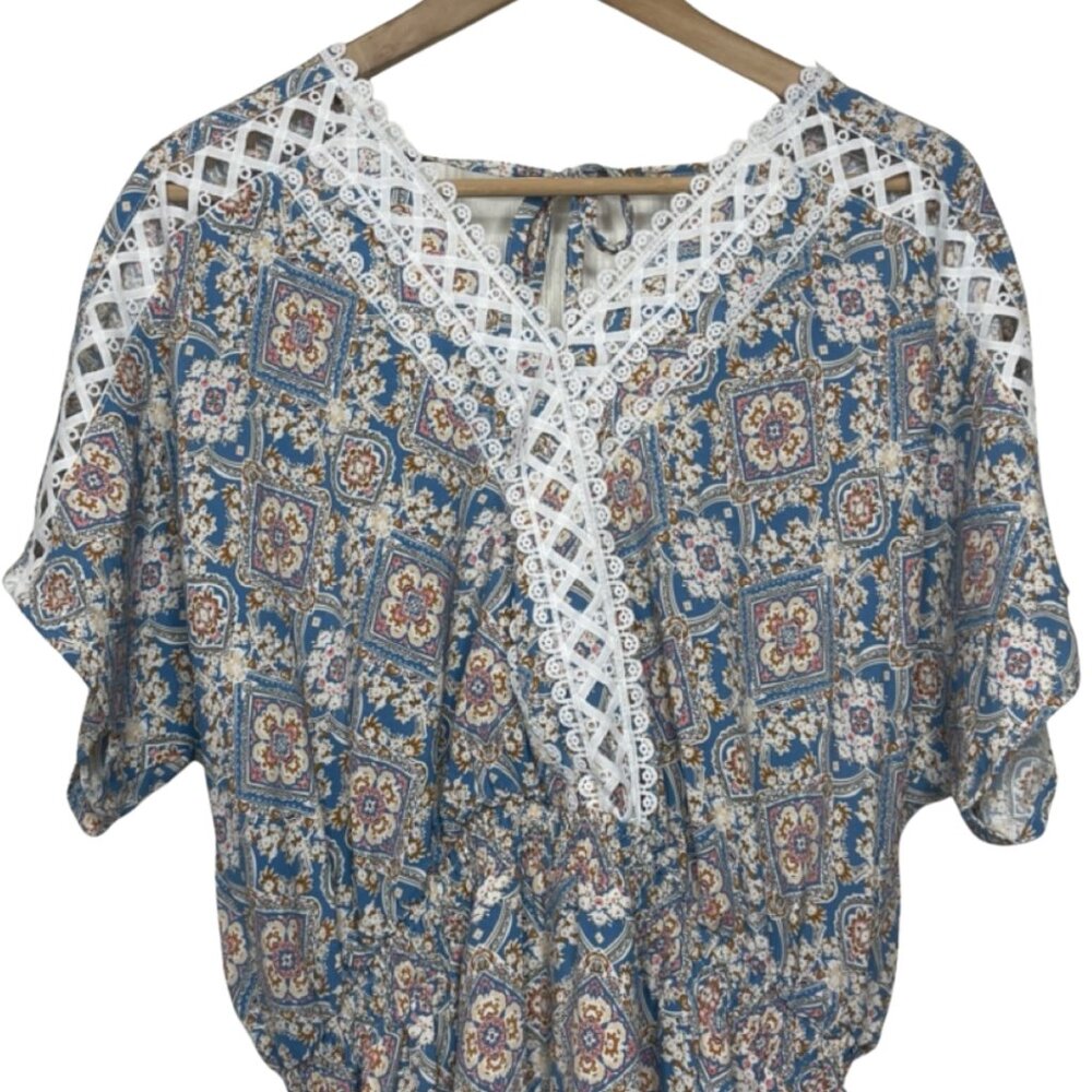 DAVI & DANI | Women's Boho Lace Trim Short Sleeve V-Neck Lined Romper | Size L - Picture 2 of 14